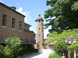 浦添市美術館